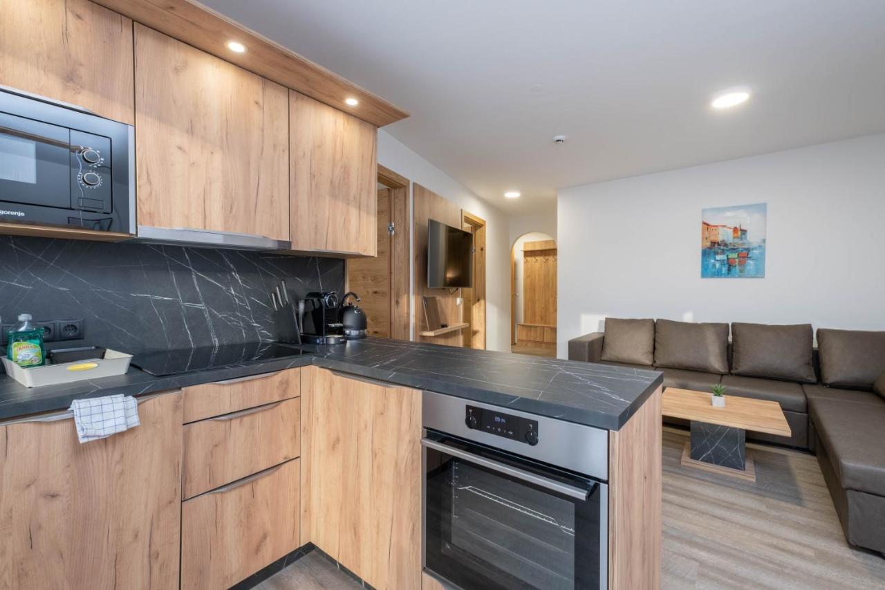 Apartments Maiskogelblick Пиезендорф Екстериор снимка