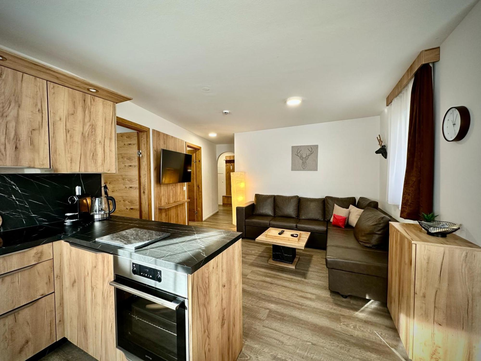 Apartments Maiskogelblick Пиезендорф Екстериор снимка