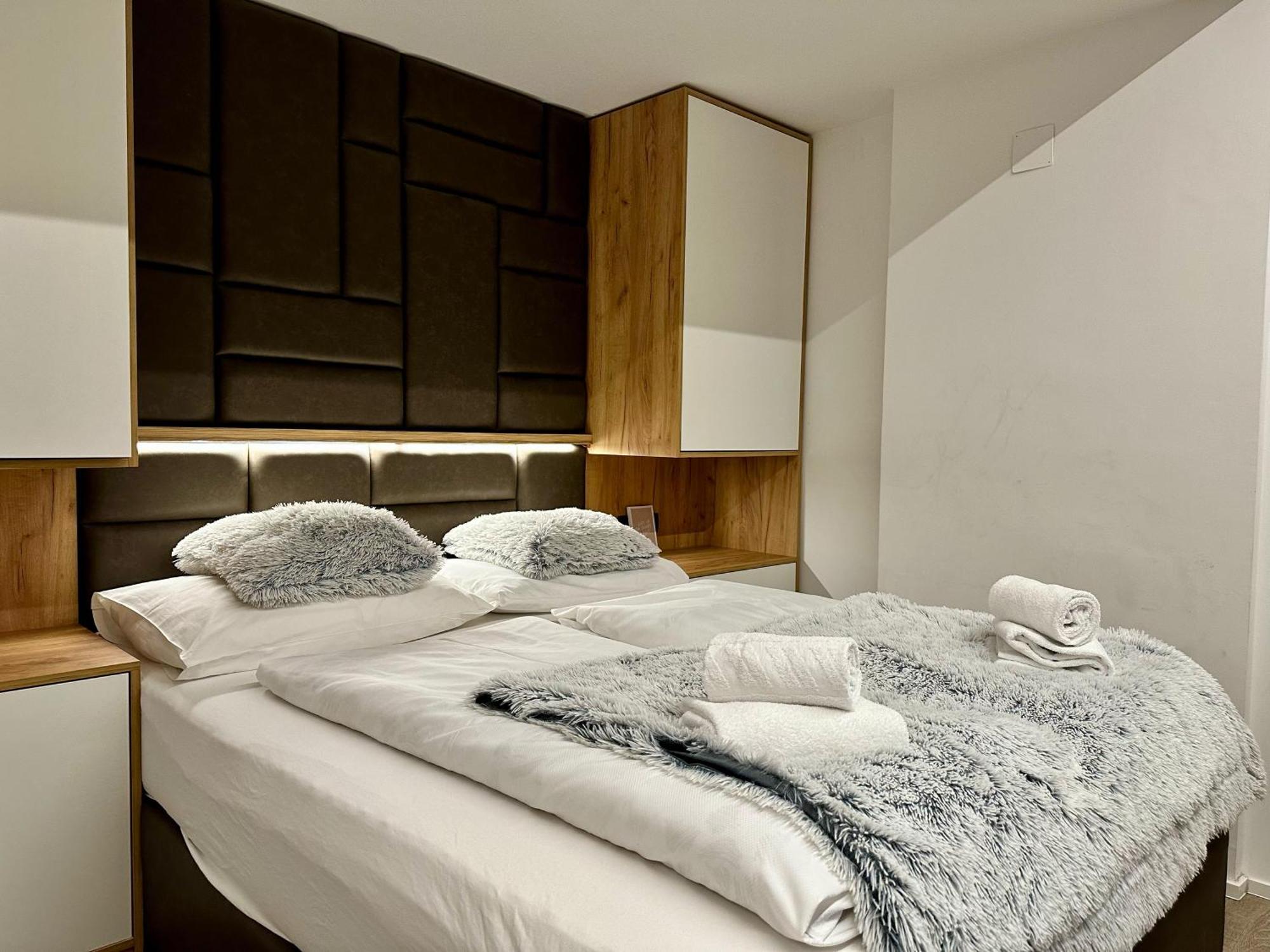 Apartments Maiskogelblick Пиезендорф Екстериор снимка