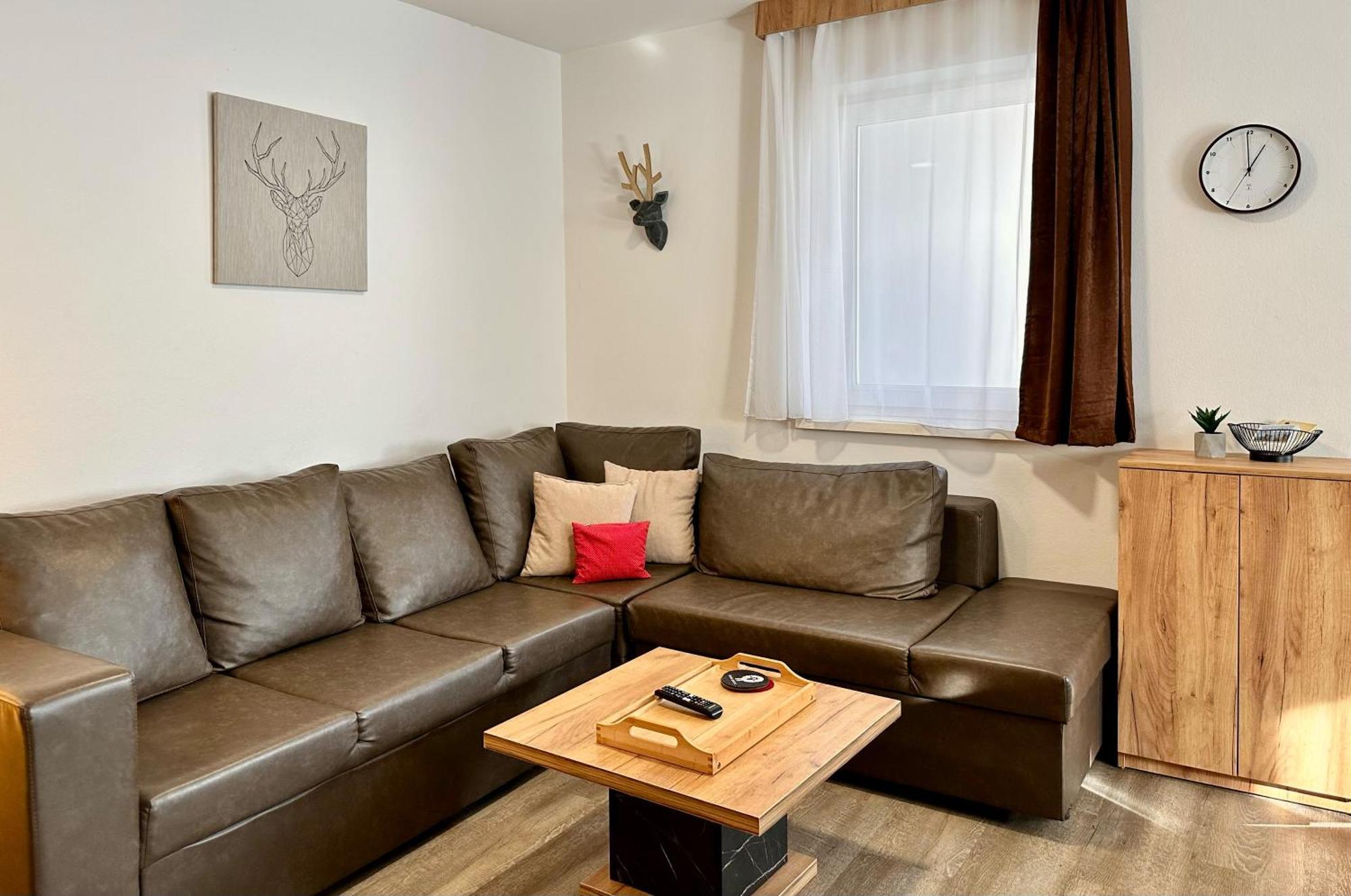 Apartments Maiskogelblick Пиезендорф Екстериор снимка
